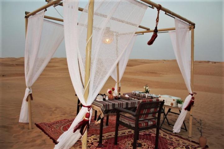 Legend Desert camp Fulayj al Masha'ikh Buitenkant foto