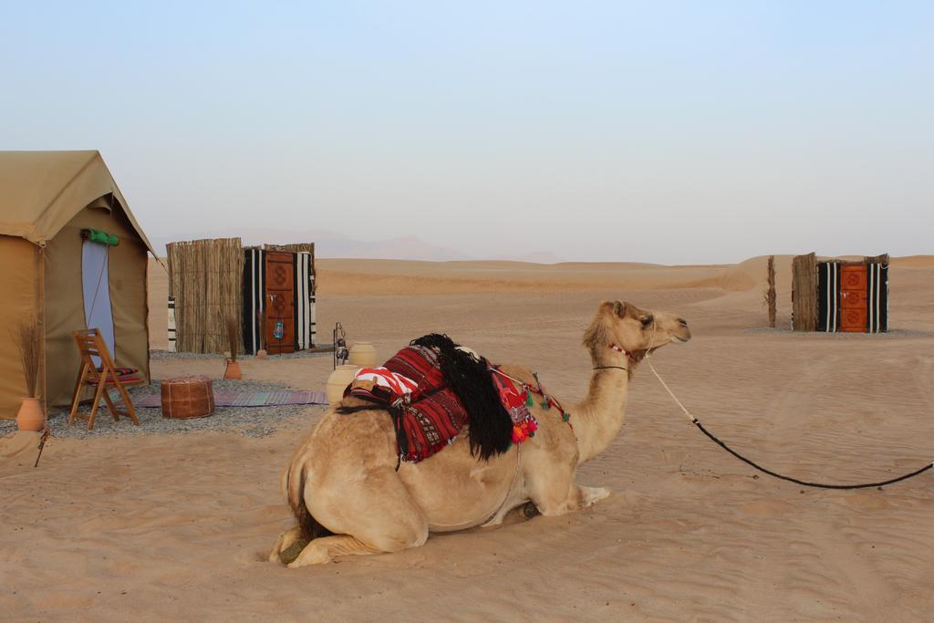 Legend Desert camp Fulayj al Masha'ikh Buitenkant foto