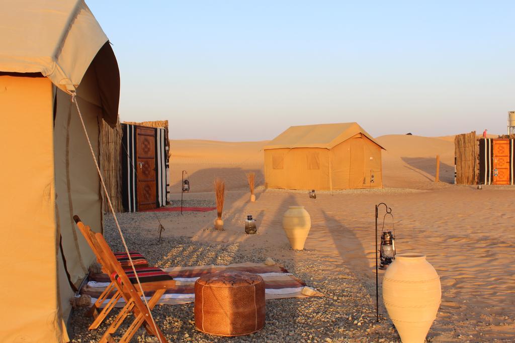 Legend Desert camp Fulayj al Masha'ikh Buitenkant foto